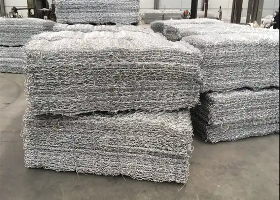 جعبه گابيوني پوشيده از PVC با سوراخ مربعي