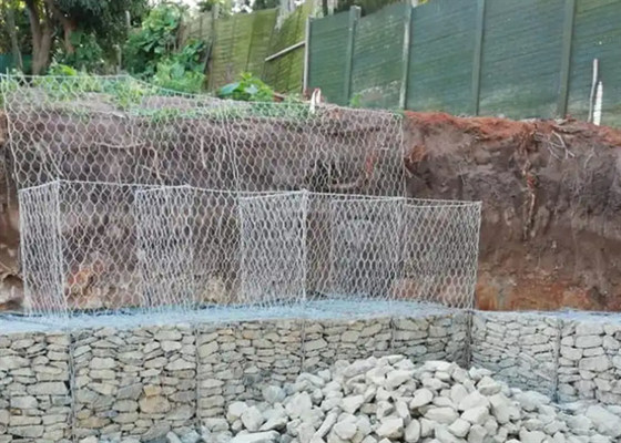 هکساگونال سوراخ Gabion دیوار سیم میش گرم غوطه ور گالوانیزه / PVC پوشش داده شده