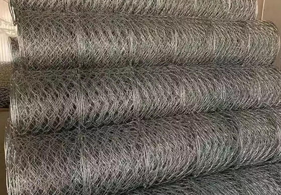سبد گابيوني با سيم گالفاني براي پيشگيري از شکستن سنگ 80*100 ميلي متر