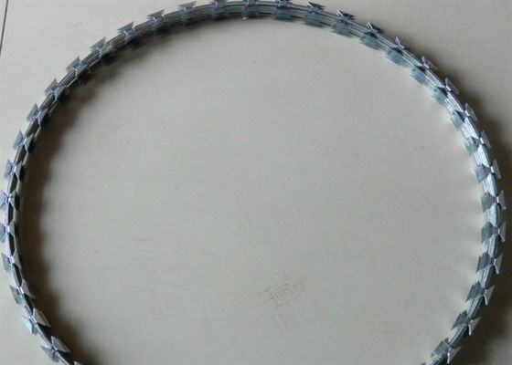 سیم خاردار سیم خاردار Bto-22 با روکش پی وی سی به قطر 500 میلی متر برای خانه خصوصی